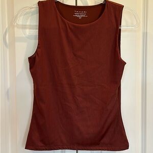 TAHARI SLEEVELESS TANK TOP - Size S